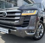 Toyota Land Cruiser 300