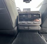 Toyota Land Cruiser 300 - фото 35