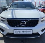 Volvo XC40 momentum  FWD - фото 1