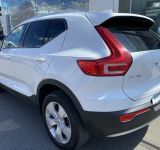 Volvo XC40 momentum  FWD - фото 3