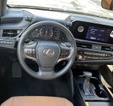Lexus ES - фото 9