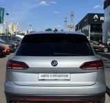 Volkswagen TOUAREG - фото 5