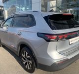 Volkswagen Tiguan - фото 10