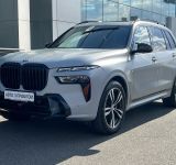 BMW X7 40D - фото 2
