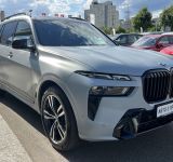 BMW X7 40D - фото 8