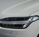 Volvo XC90 Momentum AWD - фото 8