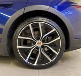 Porsche Taycan 4 Cross Turismo - фото 12