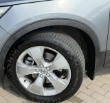 Volvo XC40 Momentum AWD - фото 8