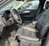 Volvo XC40 Momentum AWD - фото 11