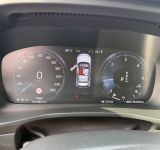 Volvo XC40 Momentum AWD - фото 14