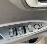 Kia Stonic - фото 30