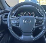 Lexus ES 300h - фото 9