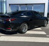 Lexus ES 300h - фото 12