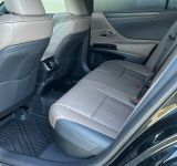 Lexus ES 300h - фото 7