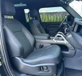 LAND ROVER DEFENDER 90 - фото 25