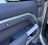 LAND ROVER DEFENDER 110 X-DYNAMIC SE - фото 13