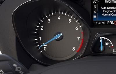 Як функція Ford Auto Start-Stop економить пальне у міському трафіку