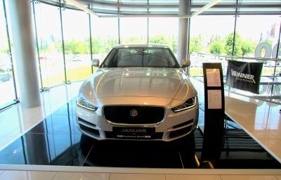 ПРЕЗЕНТАЦІЯ ТА ТЕСТ-ДРАЙВ НОВОГО JAGUAR XE У ВІННЕР АВТОМОТІВ