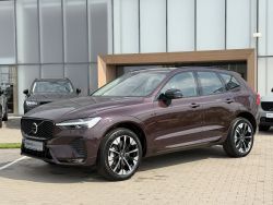 Volvo XC60 Ultra Dark AWD, 2025